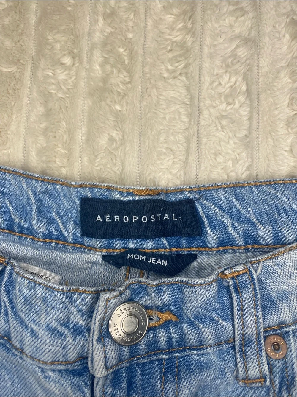 Aeropostale Light Blue Distressed Mom Jeans Size 2